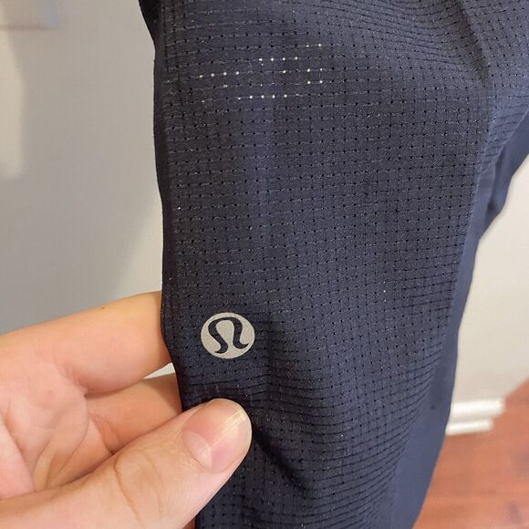 Lululemon Var-city Track Navy Blue Jogger Pants Lightweight Pockets  Sz 6 Gym - Picture 10 of 16